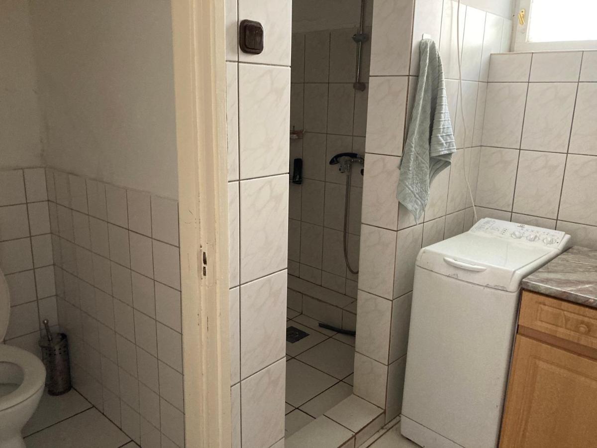 Leander Vendeghaz Lägenhet Gyöngyös Exteriör bild